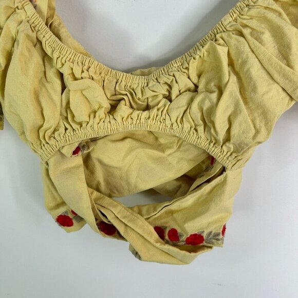 Herencia Collection yellow crop top with rose embroidery size small - Picture 8 of 10